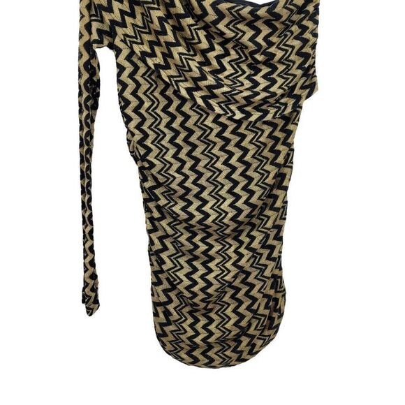 Arden B One Shoulder Mini Bodycon Dress S Black Gold Chevron Knit Overlay - Picture 5 of 9
